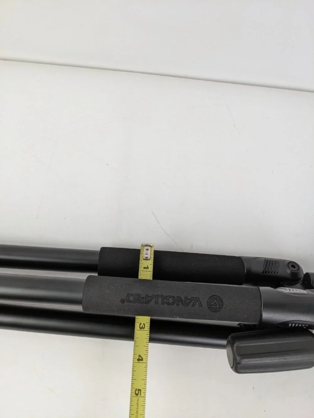 Vanguard Espod Plus 233AP Aluminum Alloy Tripod w/ Carrying Bag